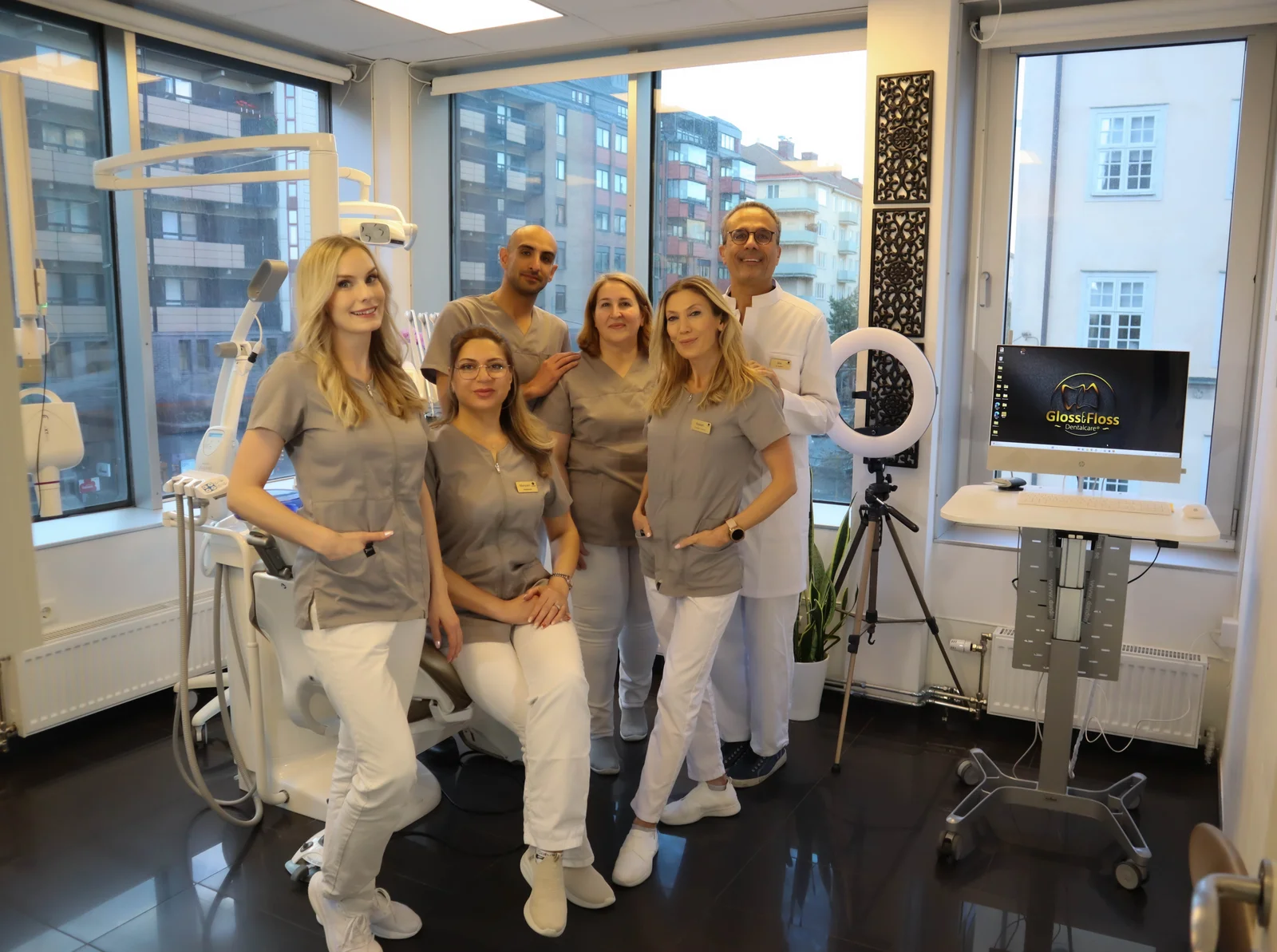 Gloss Och Floss Dental Care - Tandläkare Alaleh – bild 1